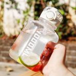 Yuangugu Internet Ünlülüğünün Büyük Kapasitesi Ton Dolar Plastik Fincan Sporu ve Fitness Su Şişesi, Erkek ve Kadın Öğrencilerin Taşınabilir Karton Büyük Karın Su Şişesi (Yurt Dışından) - Beyaz - 1000 m lt