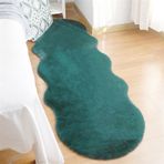 Yumuşak Kalın Suni Tavşan Kürk Halı Kaymaz Shaggy Halı Yatak Odası ve Oturma Odası için Kabarık Başucu Mat Rahat Yeşil Ev Dekoru 60x180 cm