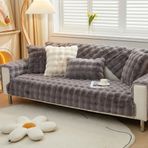 Yumuşak Peluş Bej Kanepe Örtüsü Kaymaz Suni Kürk Kanepe Koruyucu Kalın Shaggy Seksiyonel Kanepe Slipcover Sıcak ve Rahat 70 × 70 cm