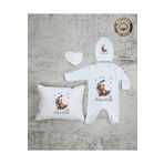 yzc home size dair... Ty E43 Isimli Erkek Bebek Yastık Tulum Şapka Eldiven Set Beyaz Hastane Çıkışı %100 Pamuk