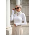 Zeneva Collection Beyaz Parmak Geçmeli Kadın Body – Esnek Kumaş