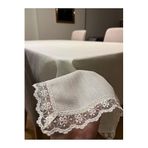 Zeren Home Dantel Detaylı Simli Dertsiz Masa Örtüsü Krem, 150 x 240, krem-linen-01