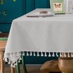 Zeren Home Püskül Detaylı Sıvı Geçirmez Dertsiz Masa Örtüsü - 150 x 260 cm - Beyaz