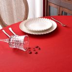Zeren Home Sıvı Geçirmez Dertsiz Oval Masa Örtüsü Kırmızı + 12 Peçete - 150 x 210 cm