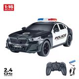 1 / 16 Ölçek Işıklı Uzaktan Kumandalı Polis Arabası 23 Cm Şarjlı Yarış Arabası