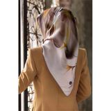 %100 Twill İpek Büyük Çiçek Desenli Bej - Gül Kurusu Renkli 90X90 Eşarp Dikim Şekli : El Dikişi