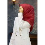 100% Twill İpek Düz Renk Bordür Desenli Bordo Renkli Daha Tok Exclusive Serisi 90X90 Dikim Şekli : El Dikişi Eşarp