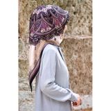 %100 Twill İpek Şal Desenli Siyah - Mürdüm Renkli 90X90 Eşarp Dikim Şekli : El Dikişi