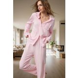 100% Viskoz Kadın Pijama Takımı Rahat Şık Fırfırlı Detaylarla Ve Konforlu Kesim