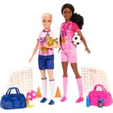 1001 Kariyer Bebekleri ve 15 Aksesuar, Barbie 'brooklyn' ile Sarı Saçlı ve Minyon Bebek, 2 Kale, 2 Top - Ahşap