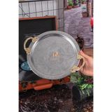12 adet DMT Copper Krom Çelik Kahve Tepsisi Pirinç Kulplu 25 cm | Nakışlı Desenli Yüzey, Gümüş/Altın Detaylı, Çay & İkram Sunumu, Gaziantep Üretimi, Çeyize Uygun