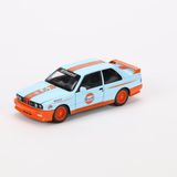 1:24 Ölçek Sesli Işıklı 4 Kapısı Kaput ve Bagajı Açılan Stantlı Model Araç Turuncu Gulf