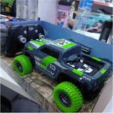 2.4 Ghz Uzaktan Kumandalı Full Fonksiyon 20 Km Hızlı Şarjlı Off Road Araba - Yeşil