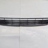 2013-2017 Ford Fiesta Ön Tampon Panjuru Siyah (nikelaj Çerçeveli) (adet) (oem No:1801374)