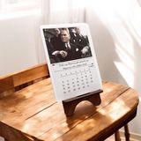 2026 Takvim - Mustafa Kemal Atatürk Fotoğraflı Standlı Masaüstü Takvim- Ahşap Telefon Tutucu - 1 - Çok Renkli