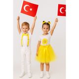 23NISAN–19MAYIS– 29EKIM Özel Gün Çocuk Kostüm|kız Etek&tişört+Erkek Pantolon&gömlek&papyon Askı - Beyaz - Sarı - 8 - 9 Yaş