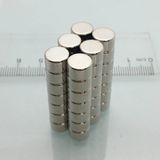 30 Adet 8x5 mm Yuvarlak Güçlü Neodyum Mıknatıs (Çap 8 mm Kalınlık 5 mm)