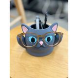 3D Snaxx Kedi Tasarımlı Gözlük ve Kalemlik Standı – Çok Amaçlı Masaüstü Organizer 17X12X12CM - Gri