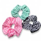 3'lü Pötikare Kumaş Scrunchie Saç Tokası Seti – Saçı İz Yapmayan Esnek Lastik Toka, Sevimli Kadın ve Çocuk Saç Aksesuarı (Pembe, Yeşil, Siyah)