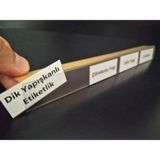 50 Adet Pvc Şeffaf Etiketlik Isimlik Yapışkanlı Dik Açılı Etiket Cebi Plastik L Etiketlik Parlak Etiket Kart Koyma Cebi Etiket Koruyucu Cep - Raf Üstü - 20x2 cm