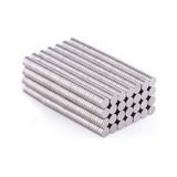 50 Adet Yuvarlak Mini Neodyum Mıknatıs Çap :5 Mm Kalınlık:1,5mm