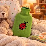 600 ml Çocuklar İçin Kılıflı ve Desenli Sıcak Su Torbası – Yumuşak Peluş Kılıflı Mini Termofor, Sevimli Figürlü Çocuk Sıcak Su Torbası, Karışık Renk ve Desen