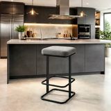 65 Cm Ada Boyu Fırın Boyalı Metal Bar Sandalyesi