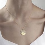 925 Ayar Gümüş Lotus Çiçeği Plaka Kolye