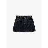 A Kesim Zincir Kemer Detaylı Mini Denim Etek