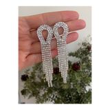 ACCESSORIES WORLD Kadın Taşlı Sallantılı Uzun Su Yolu Gümüş Renk Abiye Küpe