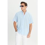 AC&Co / Altınyıldız Classics Erkek Açık Mavi Keten Görünümlü %100 Pamuk Armürlü Düğmeli Yaka Gömlek Comfort Fit Rahat Kesim