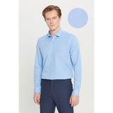 AC&Co / Altınyıldız Classics Erkek Açık Mavi Pamuklu Tailored Slim Fit Dar Kesim Klasik Yaka Armürlü Cepli Gömlek