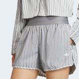 Adidas Essentials KC8871 Kadın Şort
