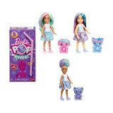 Aesco Barbie Chelsea Pop Reveal Bebek Seti, Atıştırmalık Serisi, Kokulu Küçük Bebek, Karnına Bastırılabilen Evcil Hayvan Oyuncağı ve Renk Değişimi Eğlencesi Dahil 5 Farklı Sürpriz, JFY01
