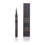 Aesco Doğal Görünüm Sunan Yüksek Kaliteli Eyeliner, 1 ml