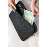 Aggu Bebe Macbook Air Pro Uyumlu 15" & 16" Inç Laptop Çantası Kapitone Bilgisayar Çantası Askılı Kılıf Siyah