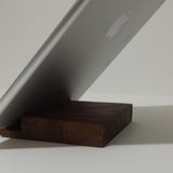 Ahşap iPad Standı - Doğal Ceviz Ağacından