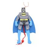 Ahşap Salanan Batman Figürü Liv645
