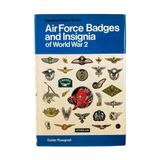 Air Force badges and insignia of World War 2 ([Blandford colour series]) Rosignoli, Guido