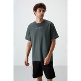 Air Jones Haki Pamuklu Kalın Yüzeyi Dokulu Oversize Fit Baskılı Erkek T-Shirt - 88364 - 2XL