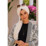 Aişe Tesettür Beyaz Dantel Tokalı Bone