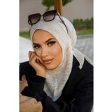 Aişe tesettür Beyaz Triko Kışlık Spor Bone Hijab