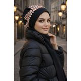 Aişe tesettür Siyah Kareli Tesettür Bere syah turuncu