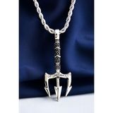 Ak Store Silver Erkek, Mitolojik Denizler Tanrısı Poseidon Mızrağı Otantik Gravürlü Figürlü K-105 Paslanmaz Kromix Çelik Gümüş Kaplama Kolye Madalyon - 60 cm.