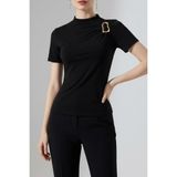 AKD Atelier Kadın T-Shirt Kısa Kollu Gold Toka Detaylı Büzgülü Yarım Balıkçı Yaka Sandy Likralı Şık Bluz - Siyah