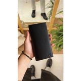 AKING HAKİKİ DERİ MIKNATISLI EL TUTMALI TELEFON BÖLMELİ CÜZDAN (İSİM BASKI DURDURULDU, BASKISIZ GÖNDERİLECEKTİR!)