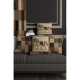 ALAMODECOR At Ve Geometrik Desenli Punch Görünümlü Kahverengi Çift Taraflı Dijital Baskılı Kırlent Kılıfı 4Lü