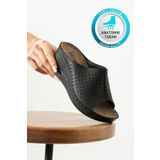 AlbiShoes Nicky Kadın Kalın Taban Yumuşak 6 CM Gizli Dolgu Topuk Anne Kadın Ev Terlik Günlük Terlik