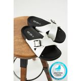 Albishoes Scarlett Kadın Tokalı Çapraz Anatomik Taban Konfor Hafif Rahat Taban Günlük Kadın Terlik - Beyaz