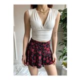 alenmoda Beyaz V Yaka Kolsuz Crop Bluz